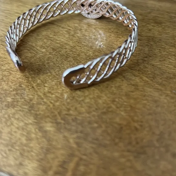ROSE GOLD colored bracelet - Picture 6 of 7